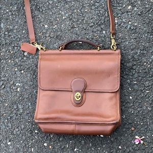 Vintage Coach bag. No. J4B-9927